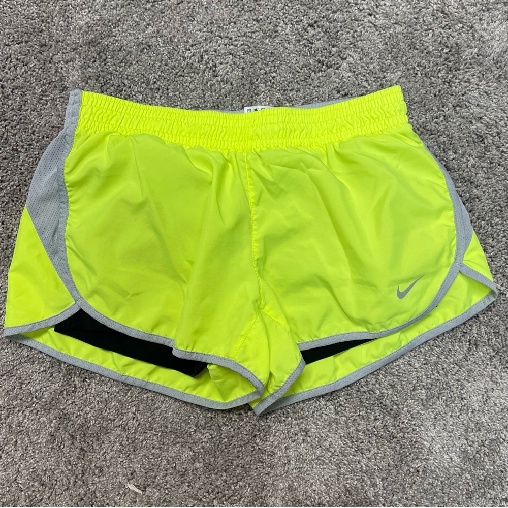 Nike Dry Fit shorts size M
